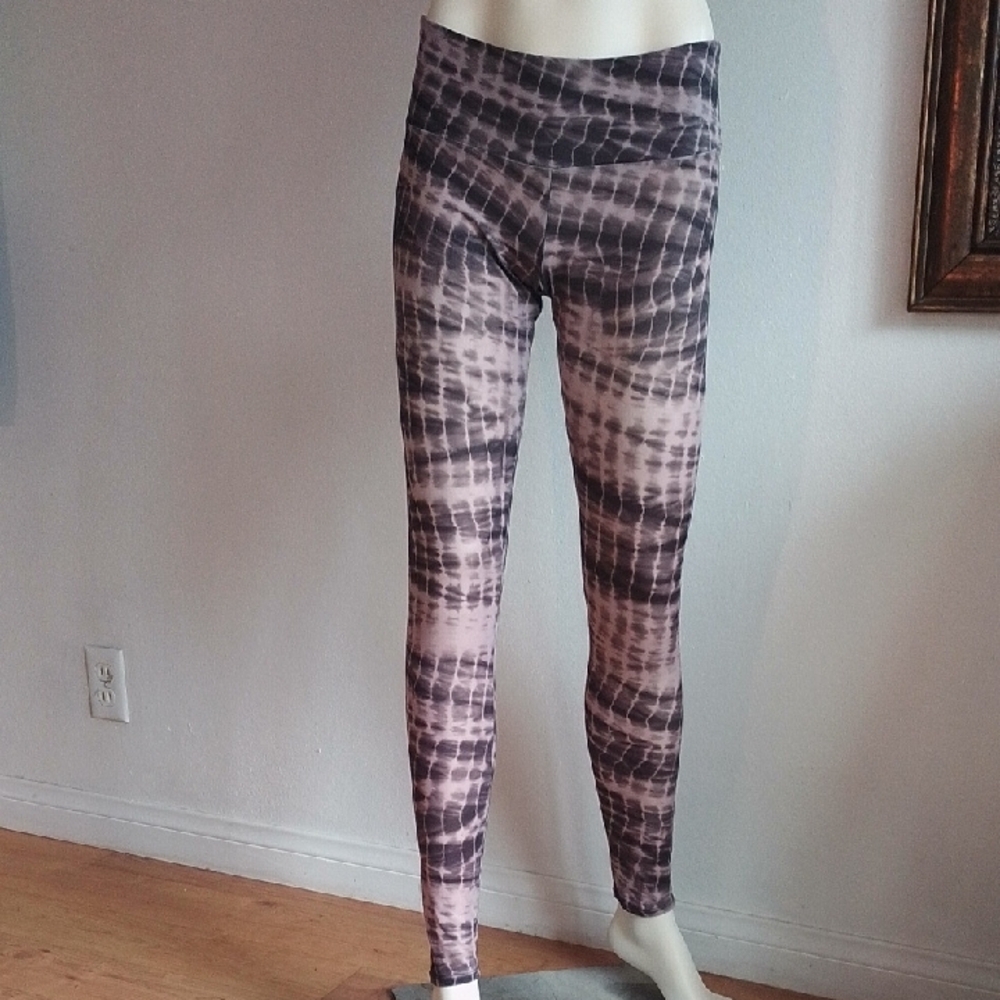 Onzie Leggings